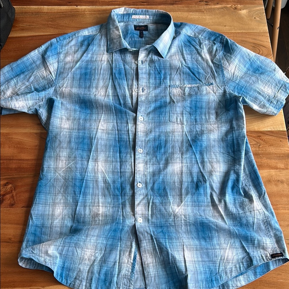 Good Man Brand Men's Blue Plaid Lightweight Cotton T- Shirt sz XL fits smaller